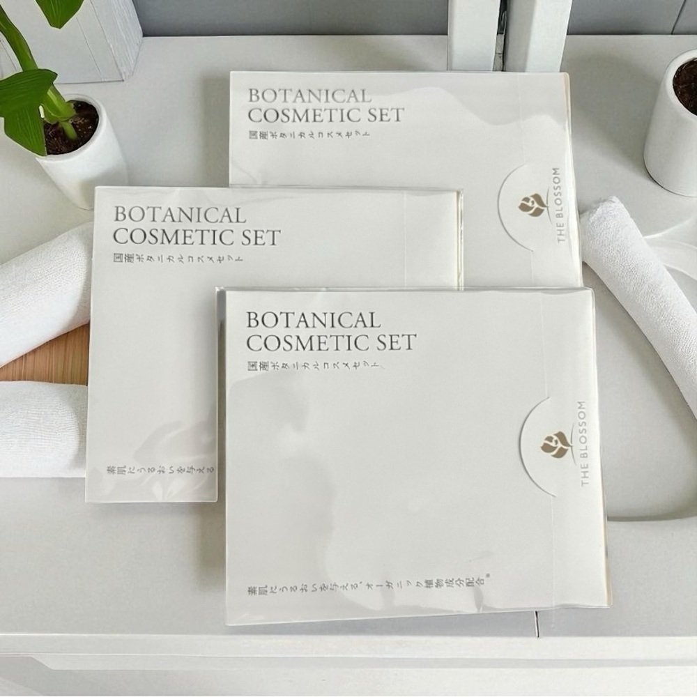 3 Botanical Cosmetic Travel Set The Blossom Hotel Japanese Amenity Women New